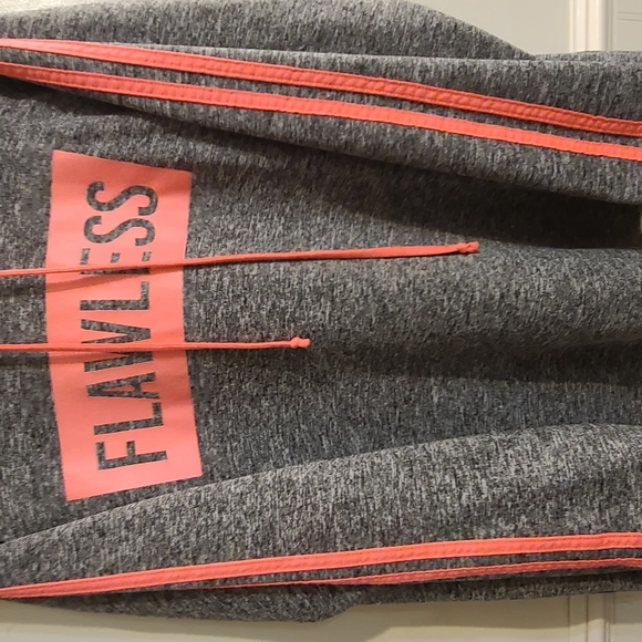 Free Kisses Pink and Gray Sweater with Soft Comfort - Picture 4 of 5